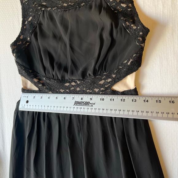 Sweet Storm Women Maxi Dress size M Black with Lace Sleeveless Cut Out Waist NWT - Picture 5 of 9